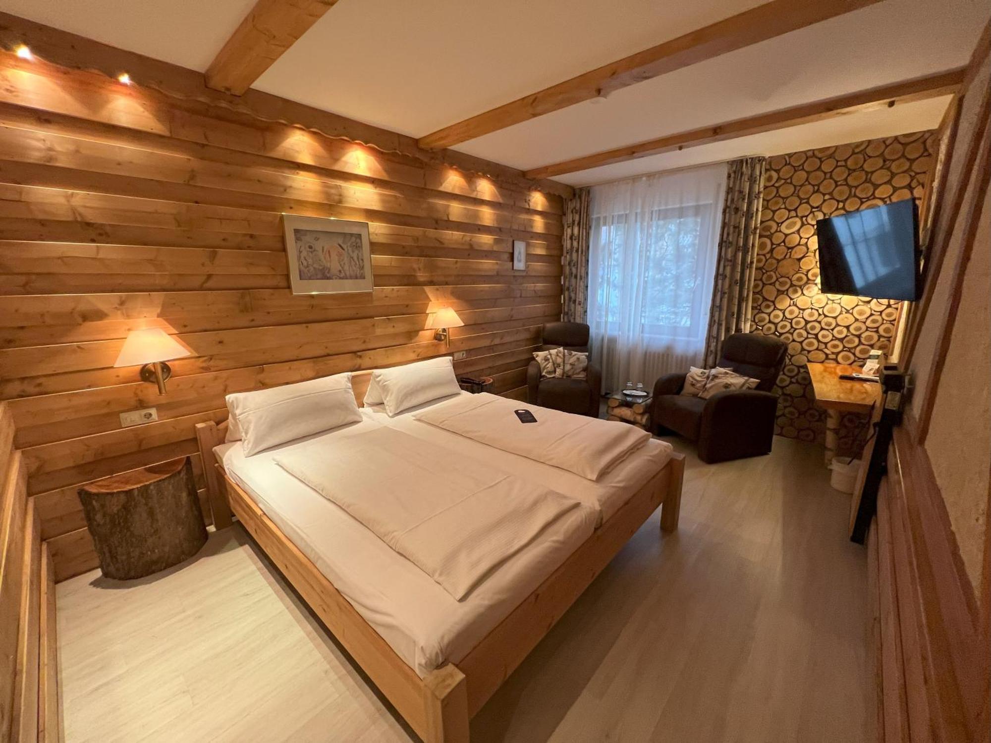 Apart Hotel Deutschmeister Bad Mergentheim Bagian luar foto