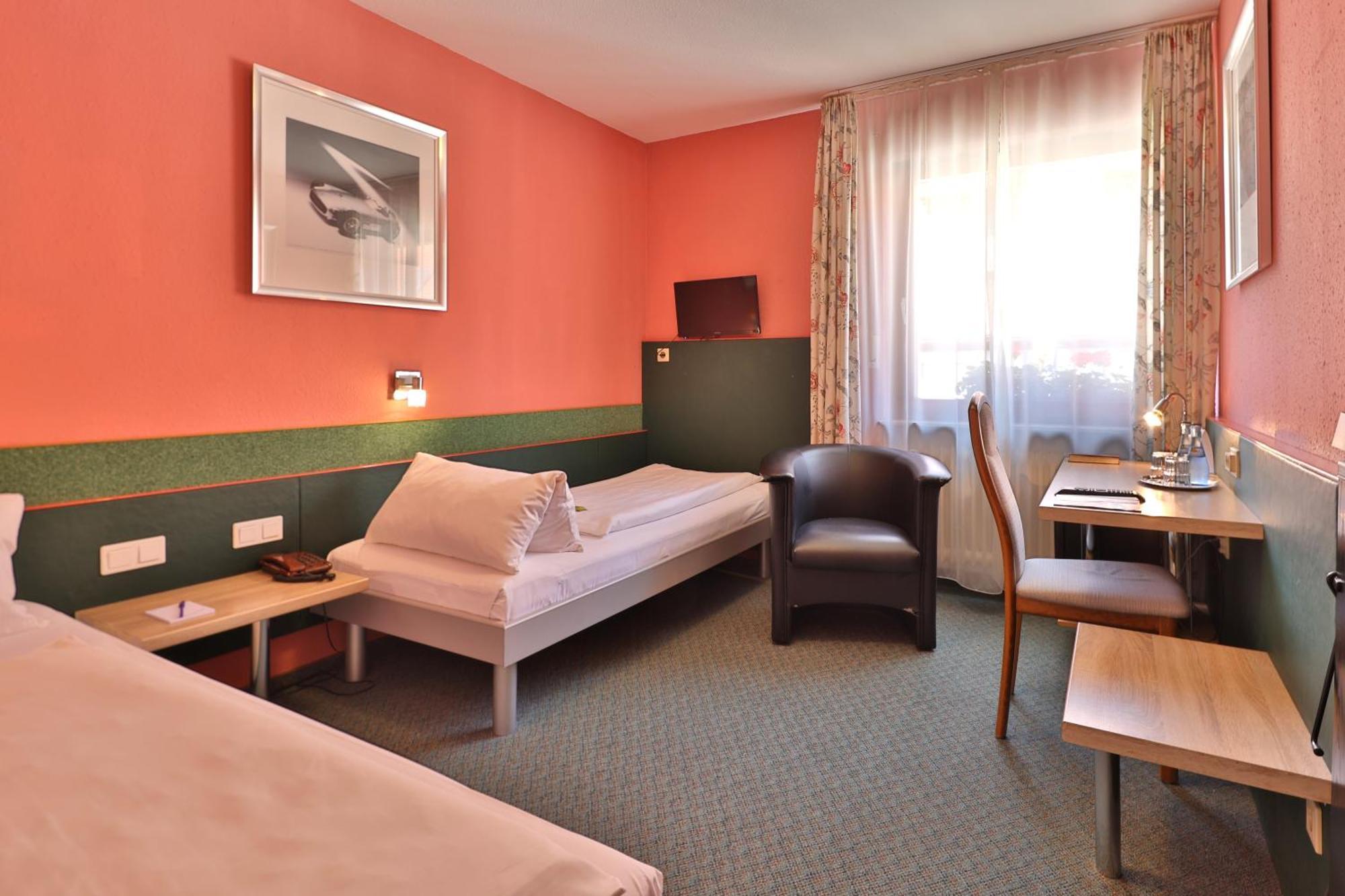 Apart Hotel Deutschmeister Bad Mergentheim Bagian luar foto